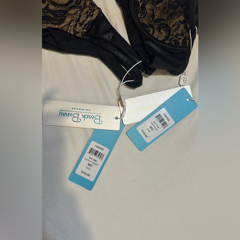 Beach Bunny Bikini - Picture 6 of 8